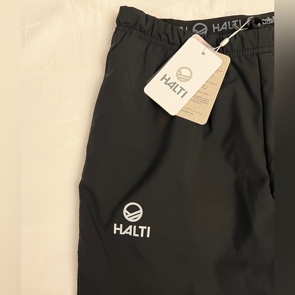 New with Tag Halti snowboard pants